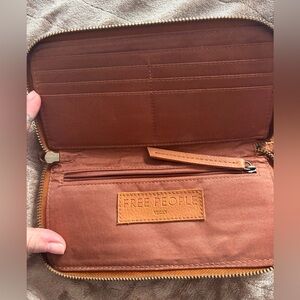 Free people VEGAN wallet